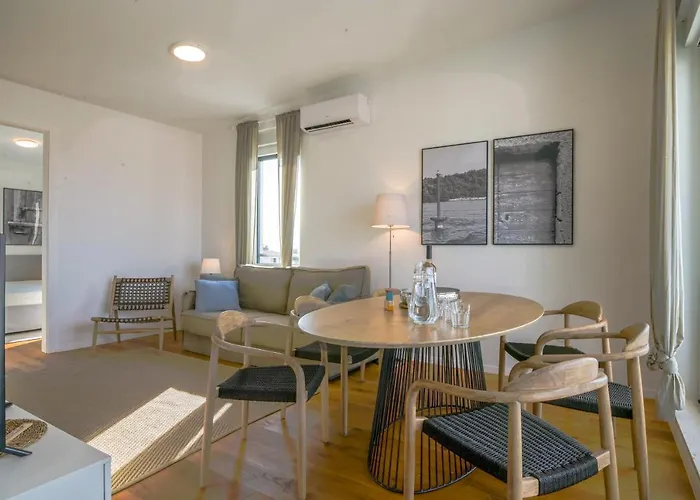 Tramontana 1 דירה *